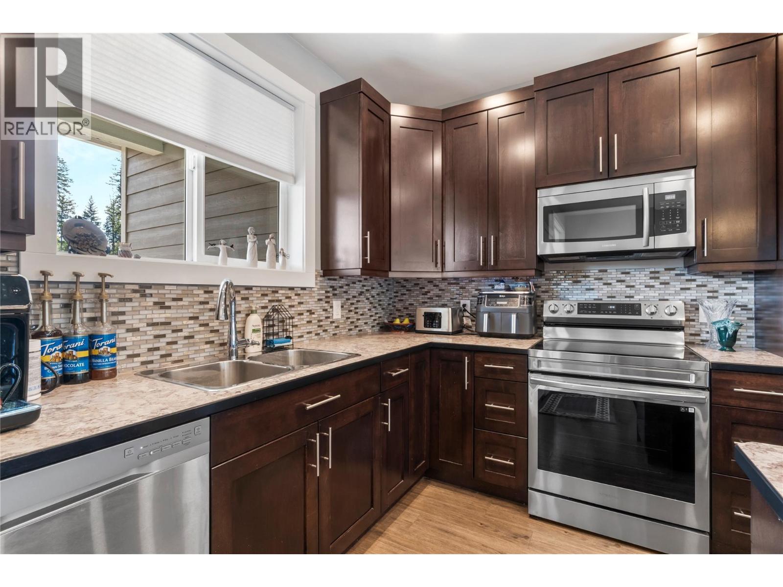 1260 23 Street SE, Salmon Arm