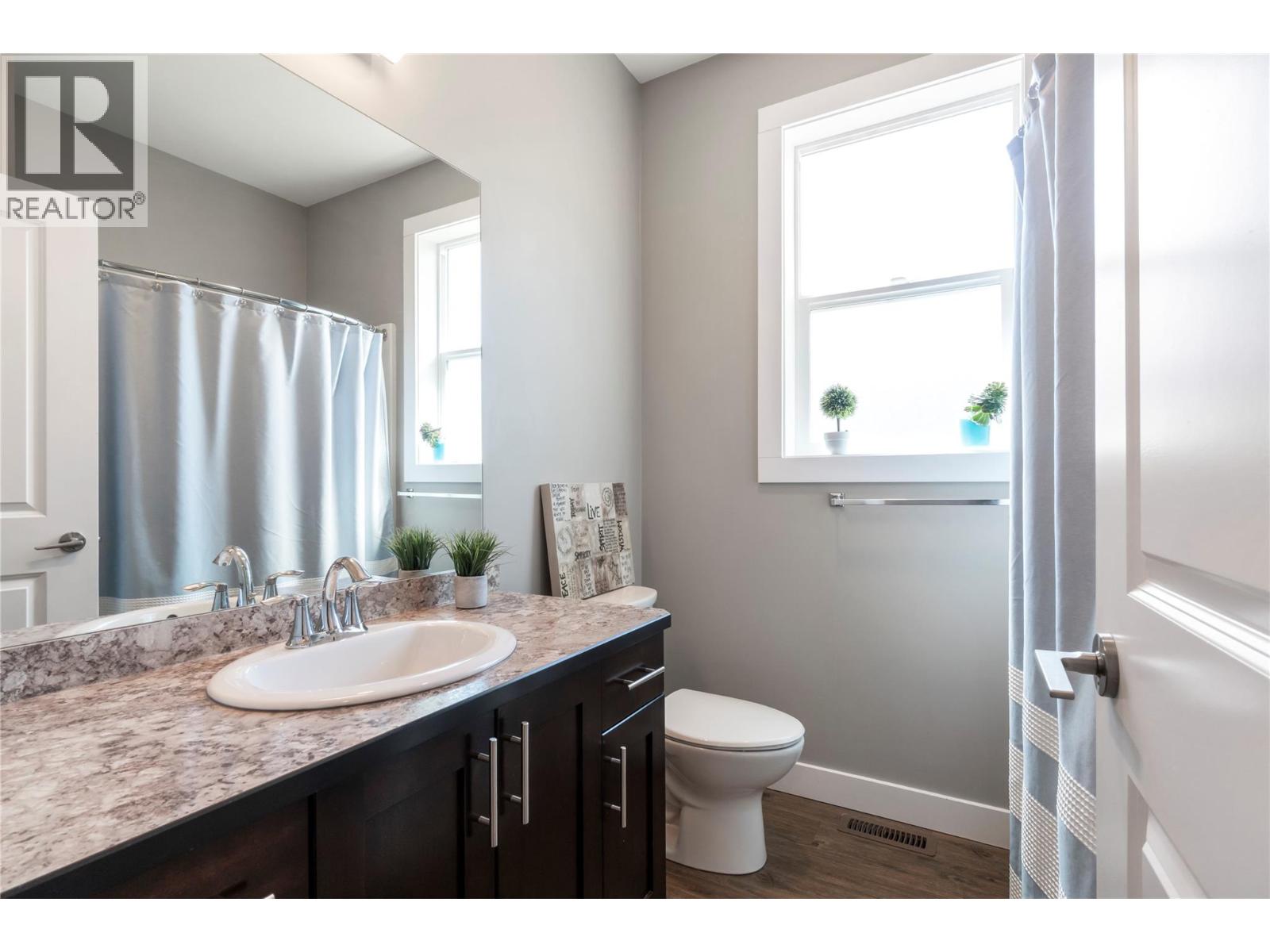 1260 23 Street SE, Salmon Arm