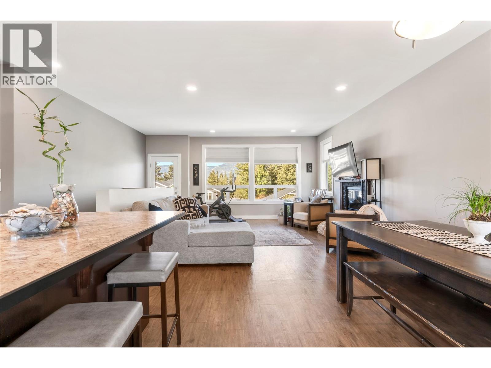 1260 23 Street SE, Salmon Arm