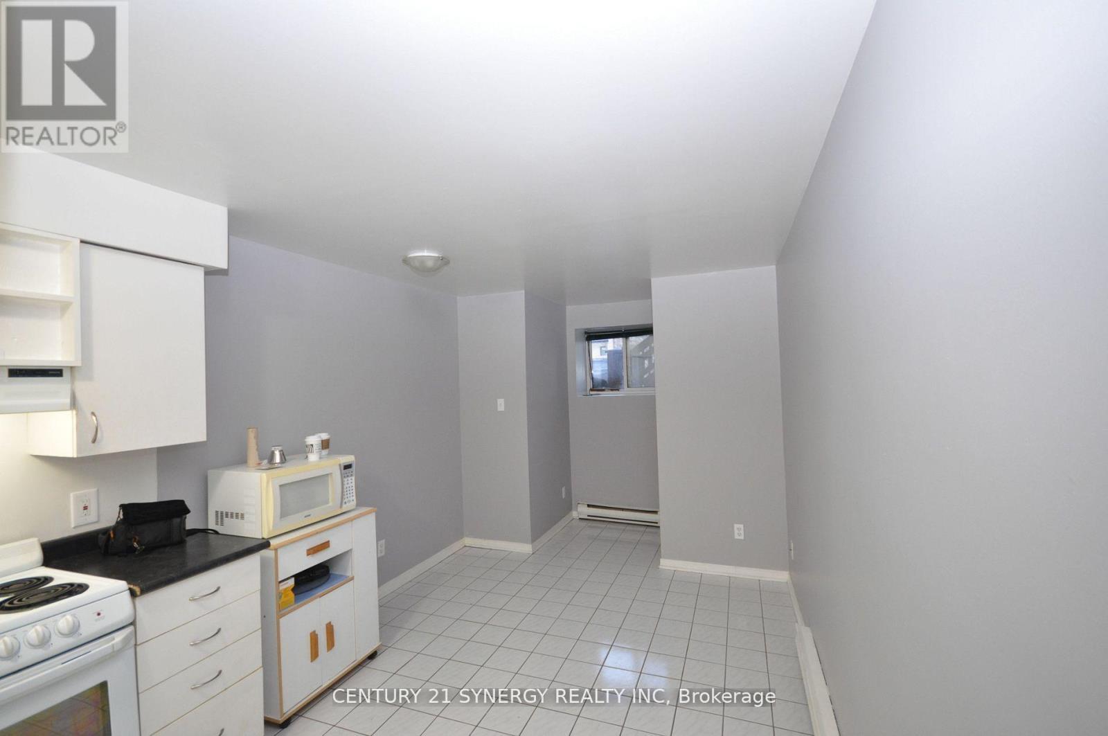 2 Bed, 1 Bath Multi-Family for Rent in Ottawa – 2 – 450 MACLAREN STREET, Ottawa – MLS# X13055472 - Image 6