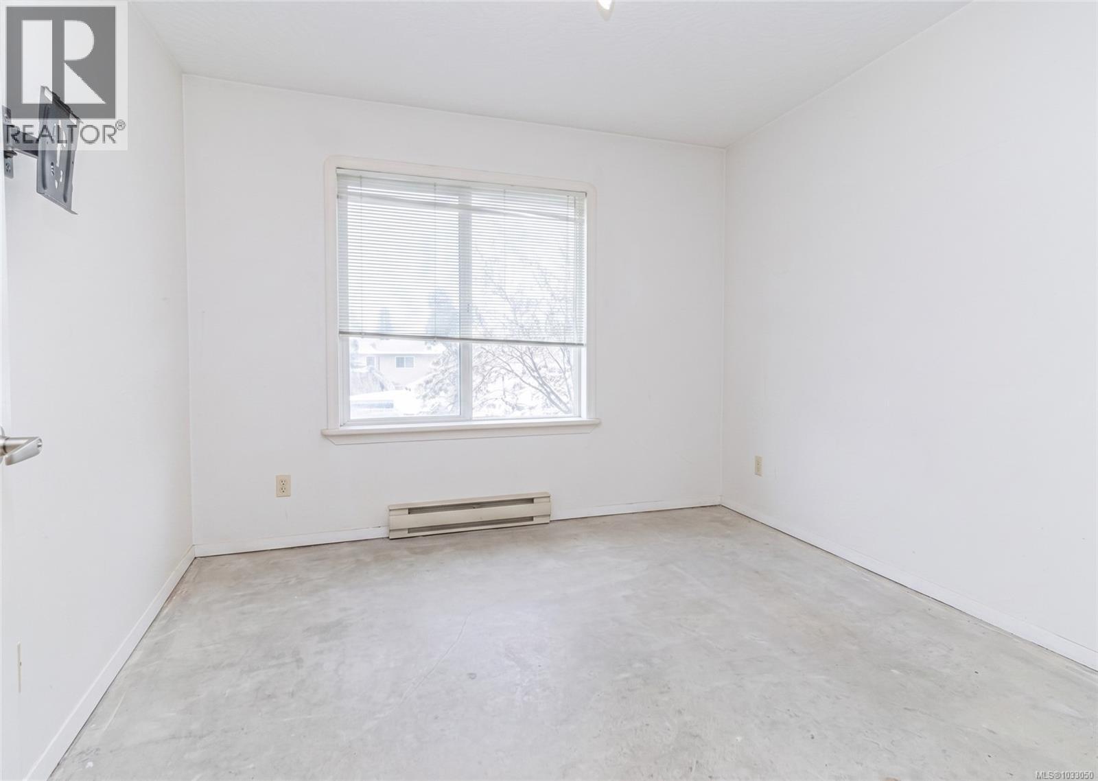 #402 832 Fisgard St - 11