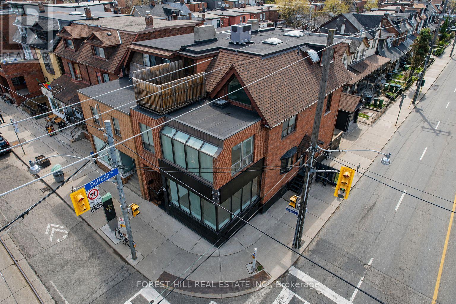 Listing photo of 1111 COLLEGE STREET