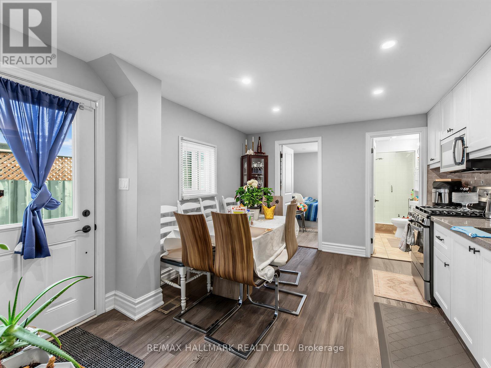 141 PALMERSTON AVENUE - 6