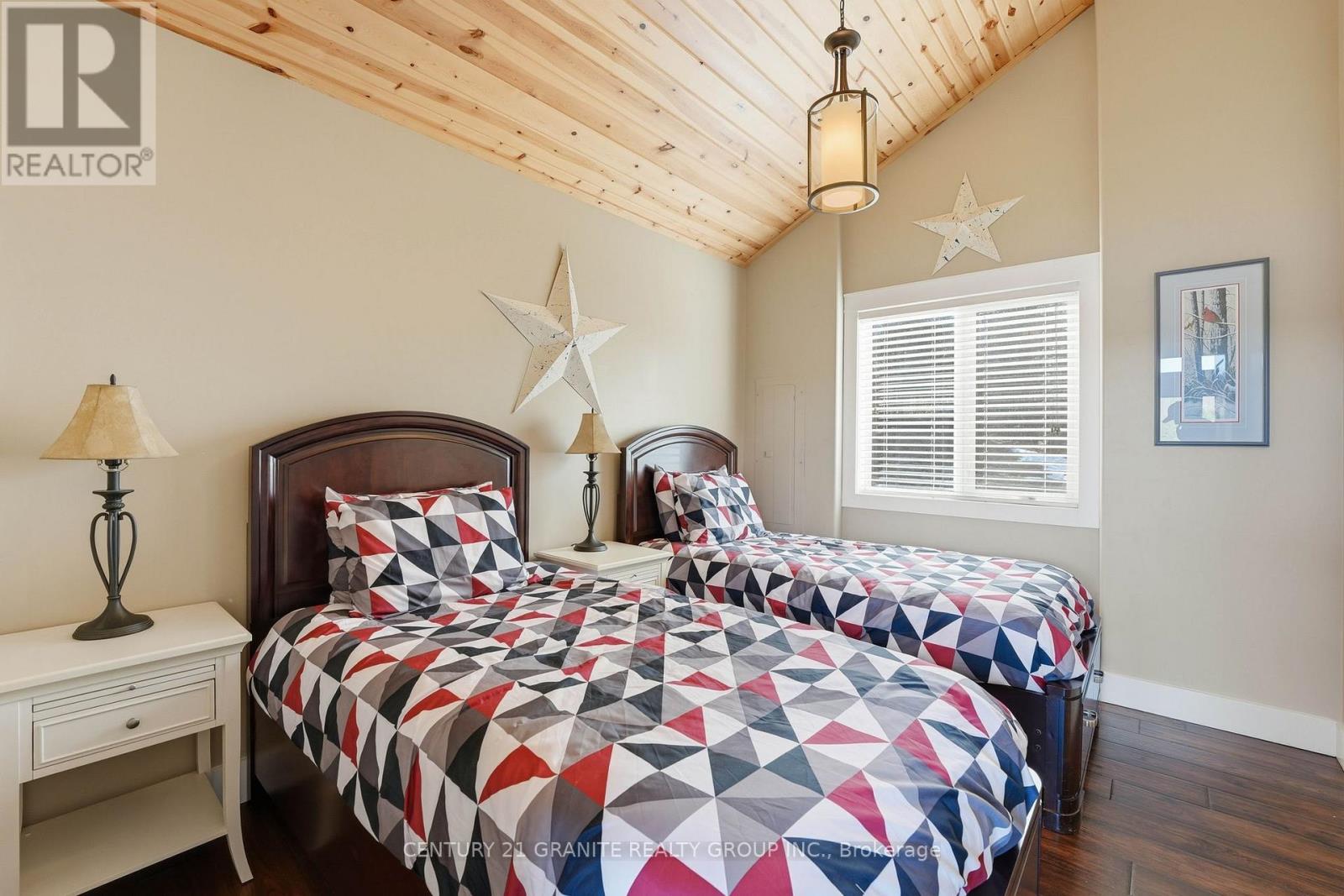 BEDROOM #2