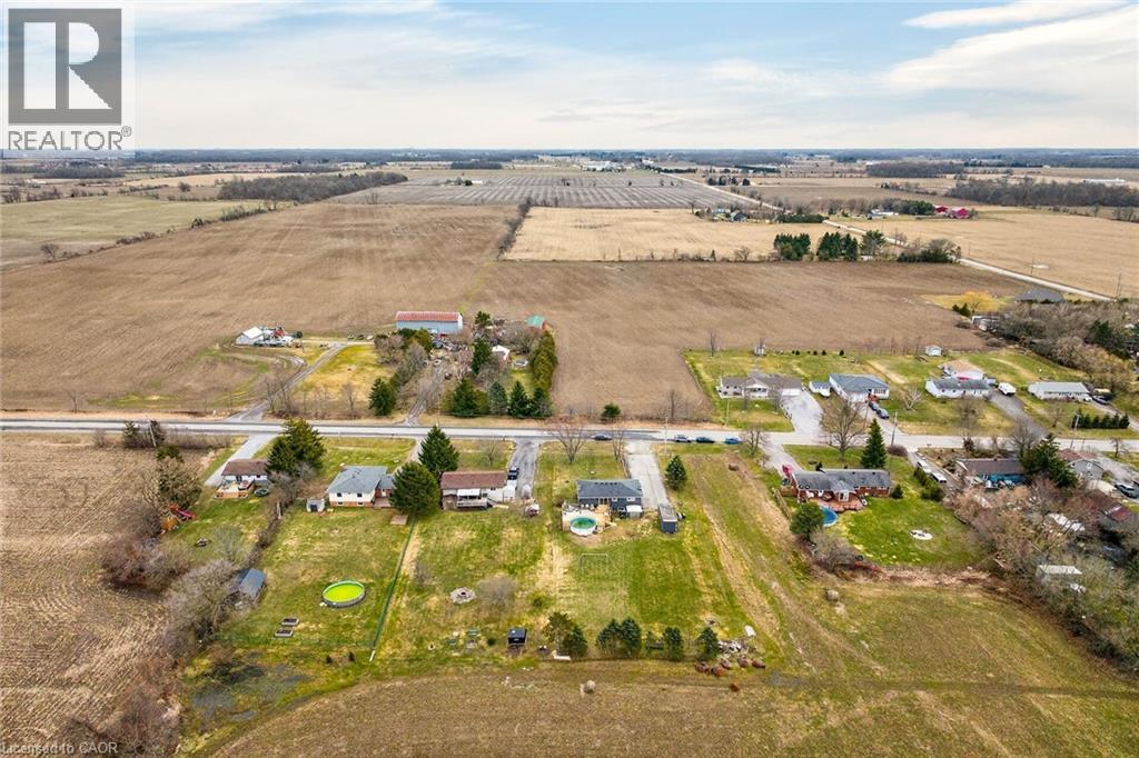 1481 NORFOLK COUNTY ROAD 19 E - 44