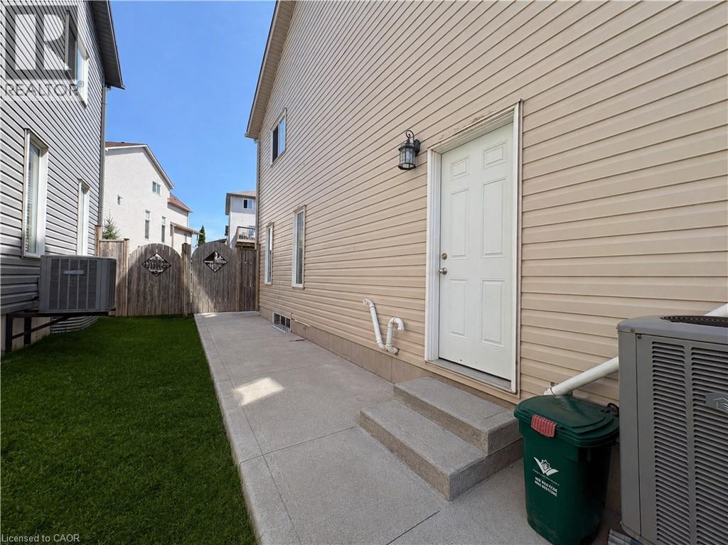 1364 COUNTRYSTONE Drive — photo 18
