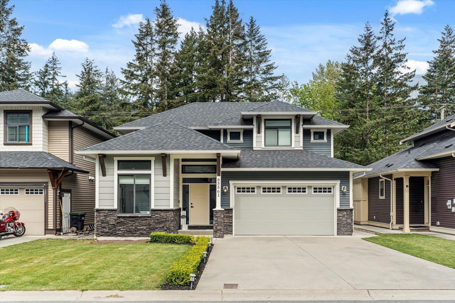 65561 SKYLARK LANE, Hope