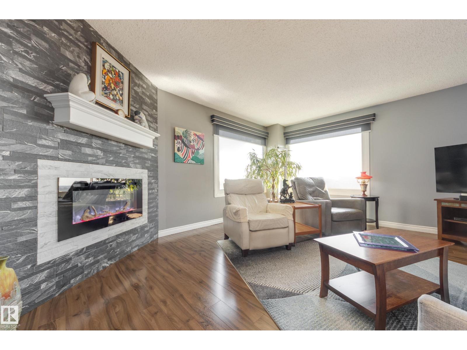 #1406 12303 JASPER AV NW - 24