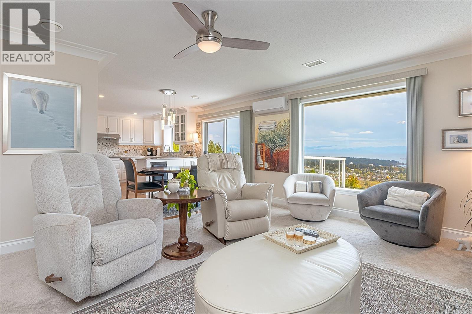 1089 College Dr, Nanaimo