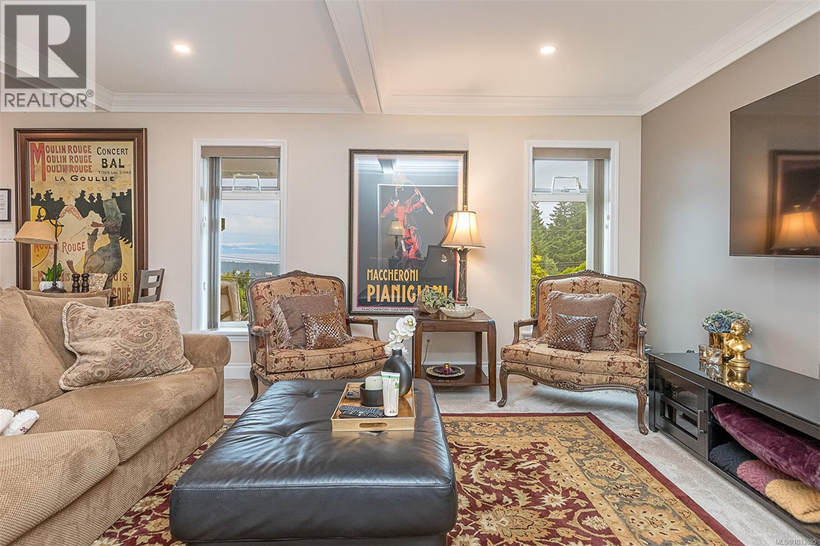 1089 College Dr, Nanaimo