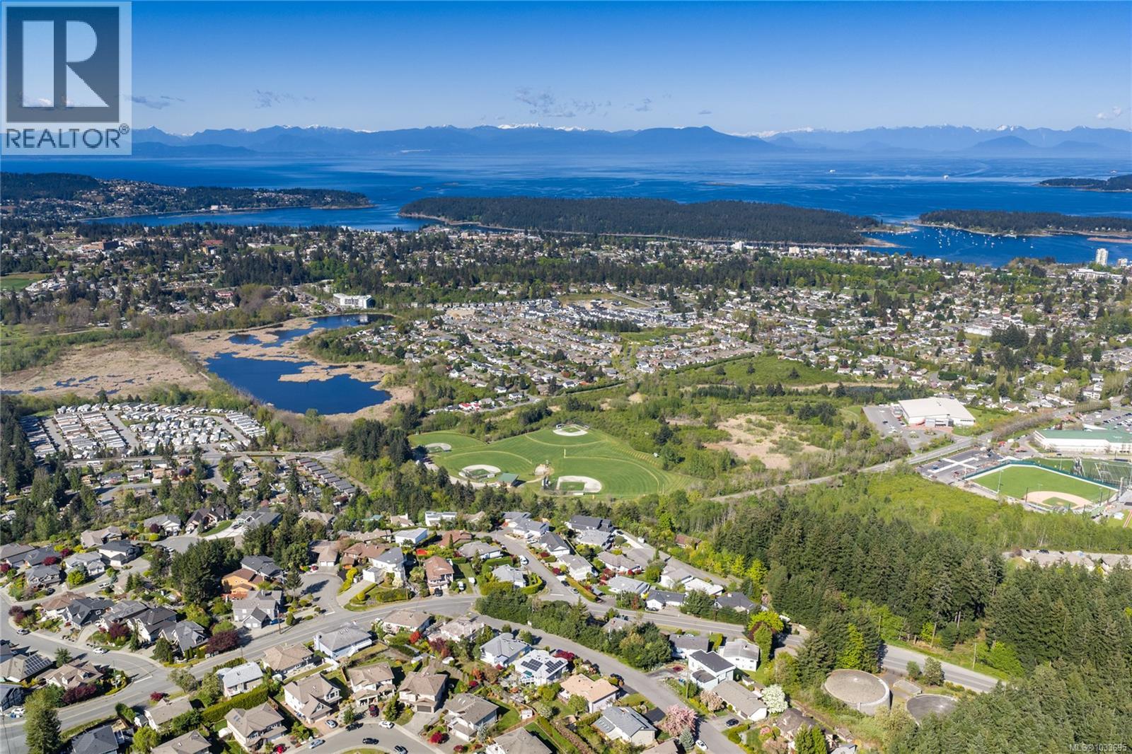 1089 College Dr, Nanaimo