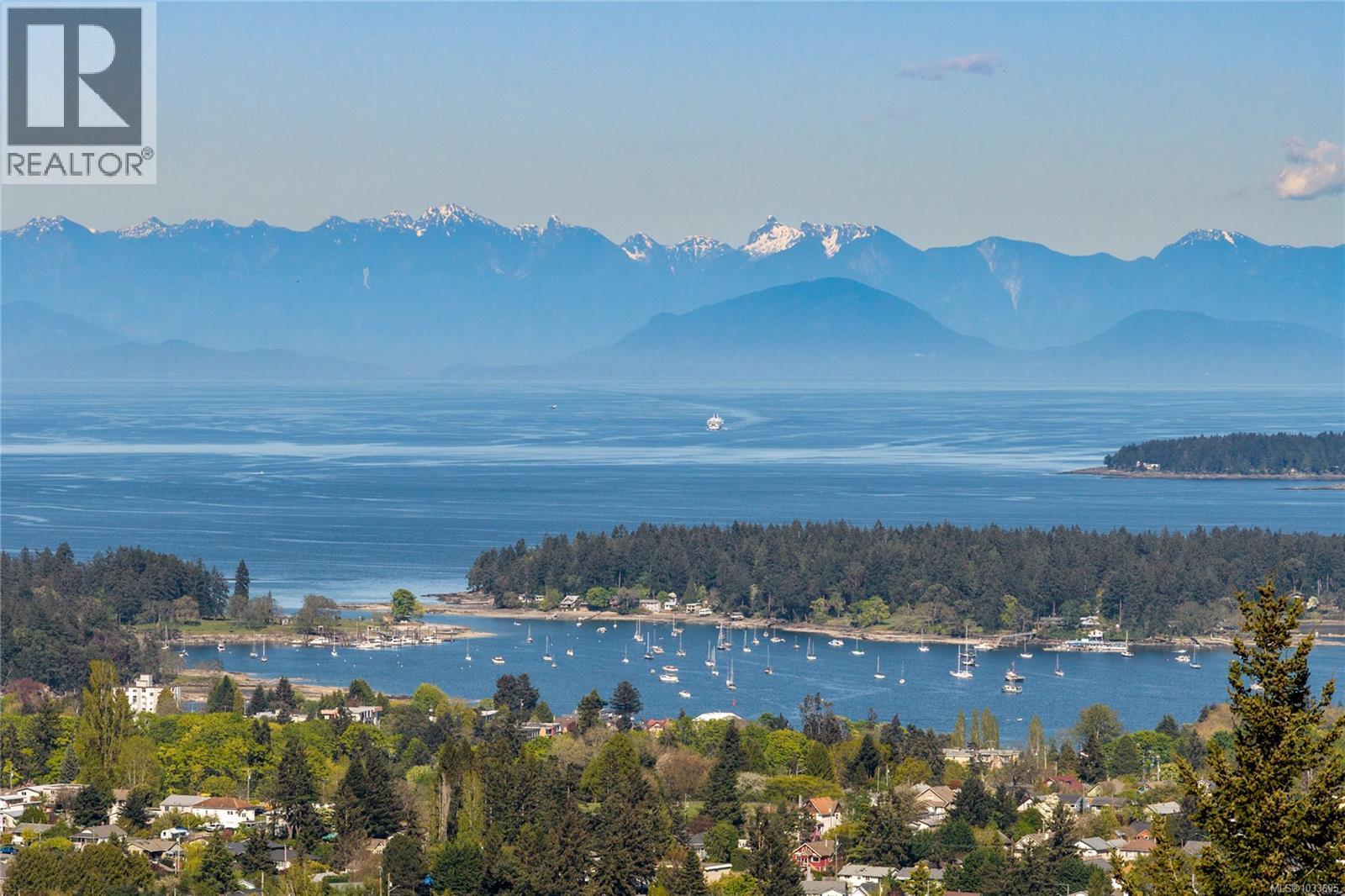 1089 College Dr, Nanaimo