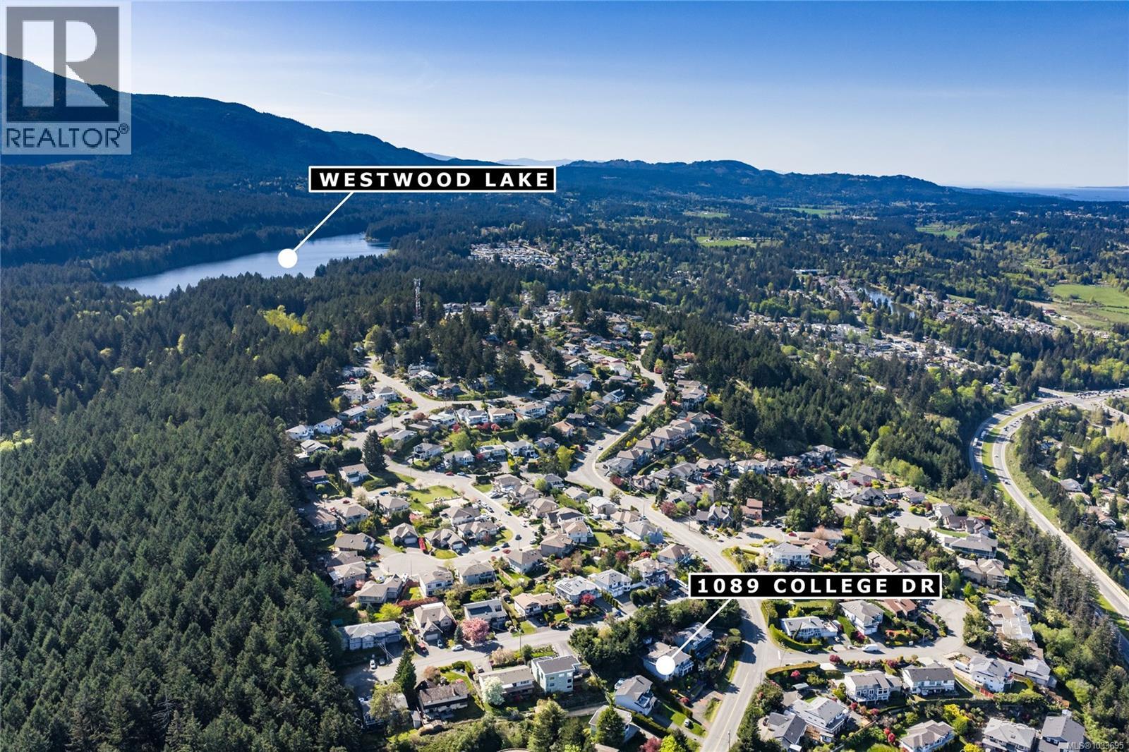 1089 College Dr, Nanaimo