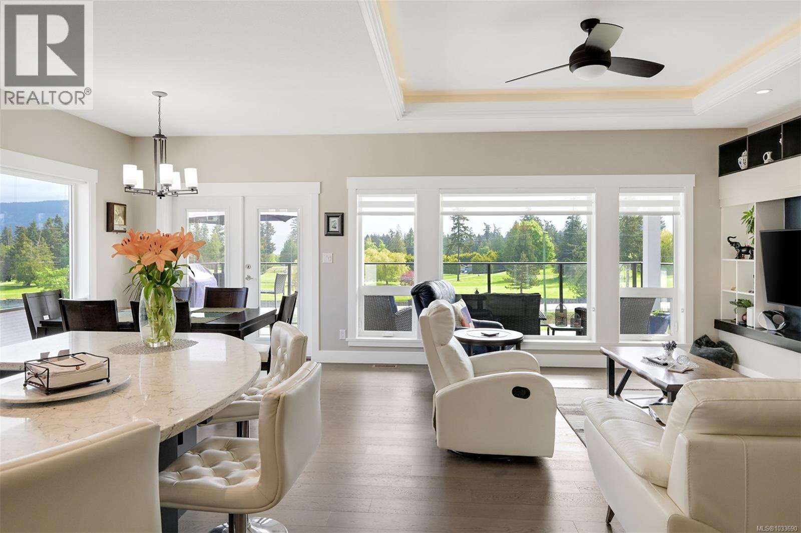 853 Country Club Dr - 32