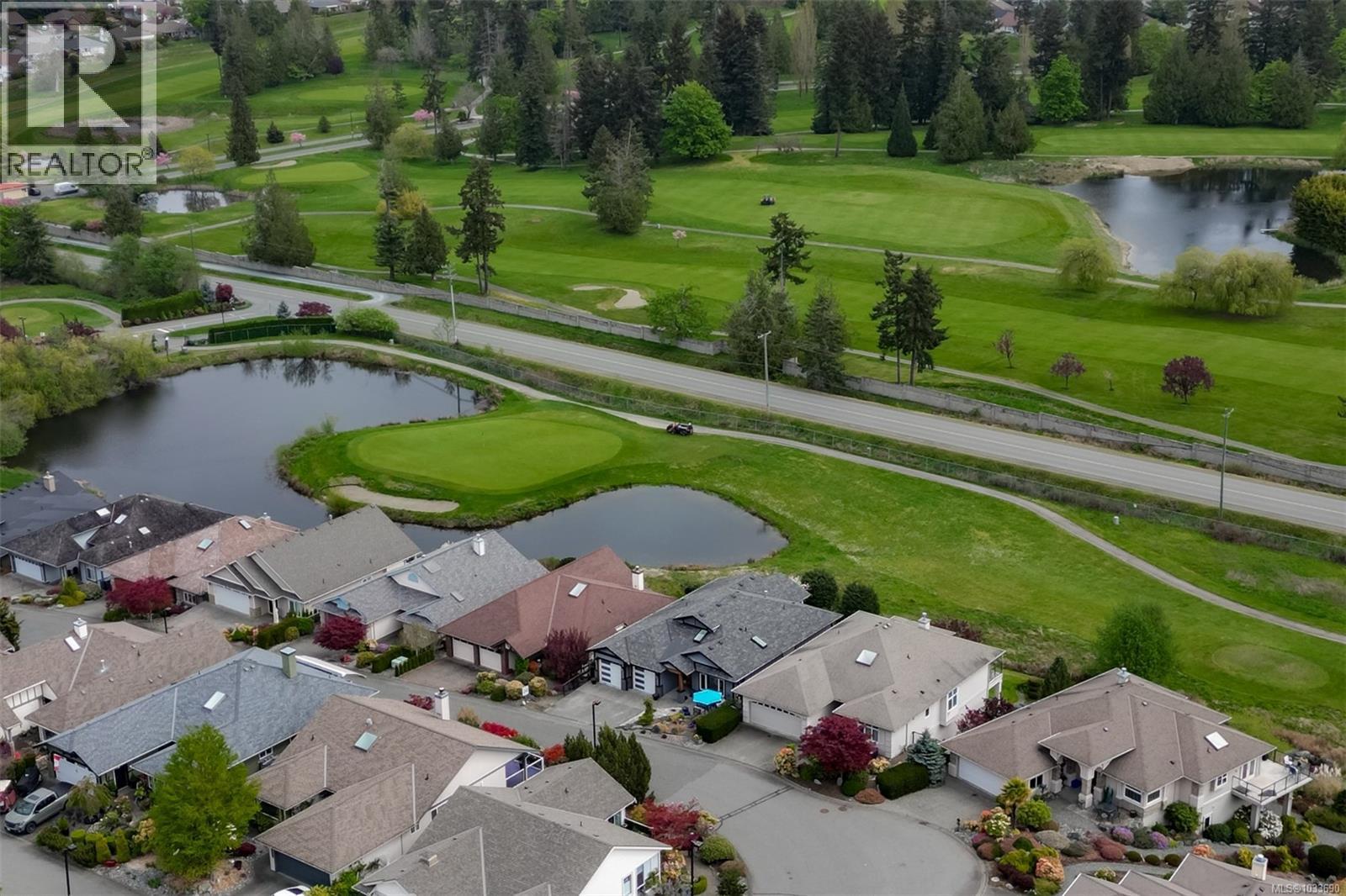 853 Country Club Dr, Cobble Hill