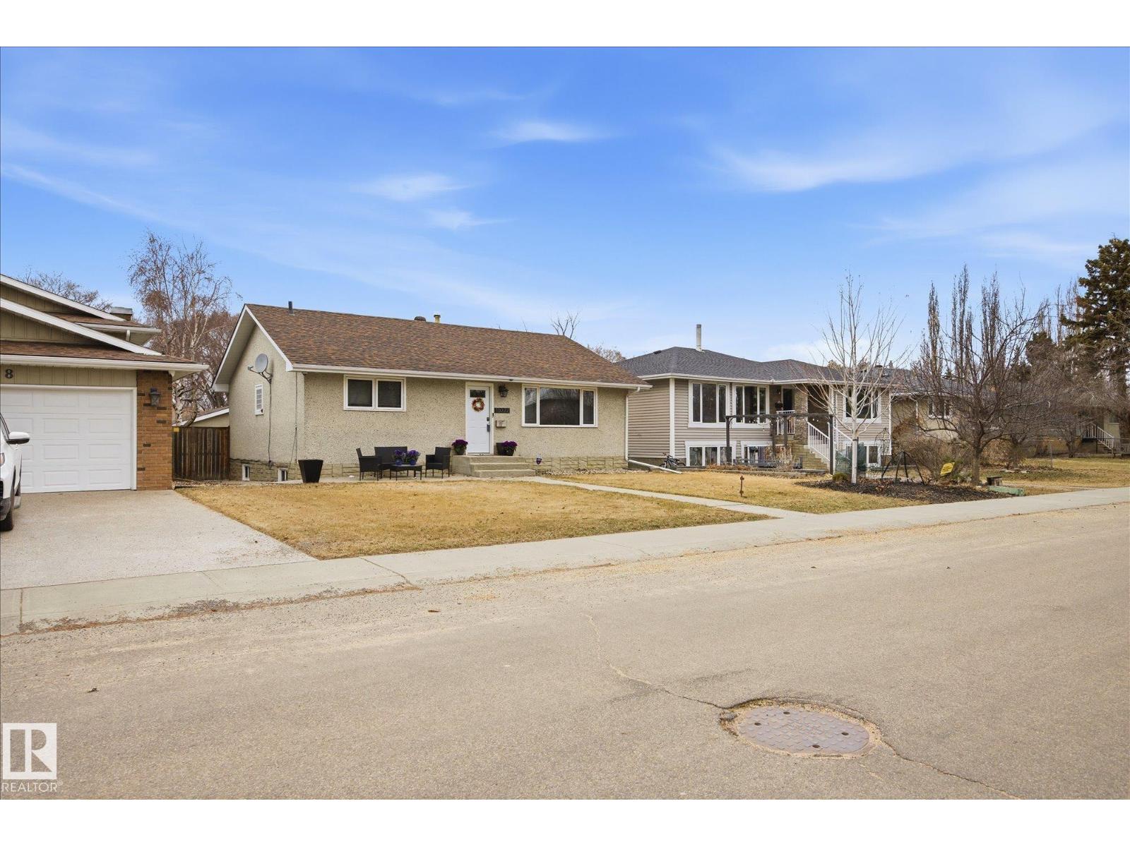 10222 73 ST NW, Edmonton