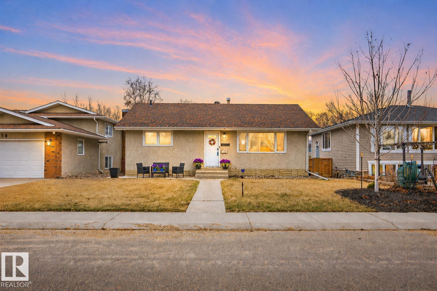 10222 73 ST NW, Edmonton