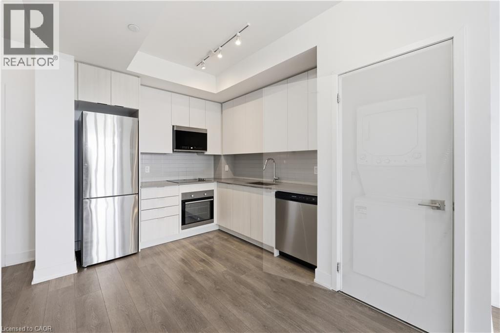 297 OAK WALK Drive Unit# 2407, Oakville, Ontario, L6H3R6 — Photo 8