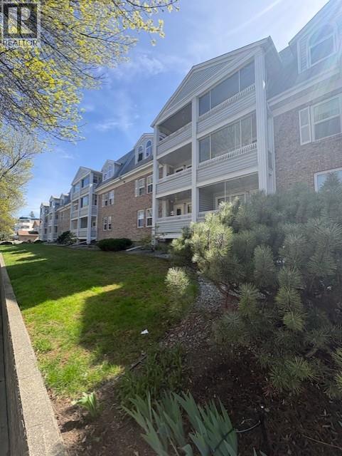 #222 575 Sutherland Avenue - Image 3