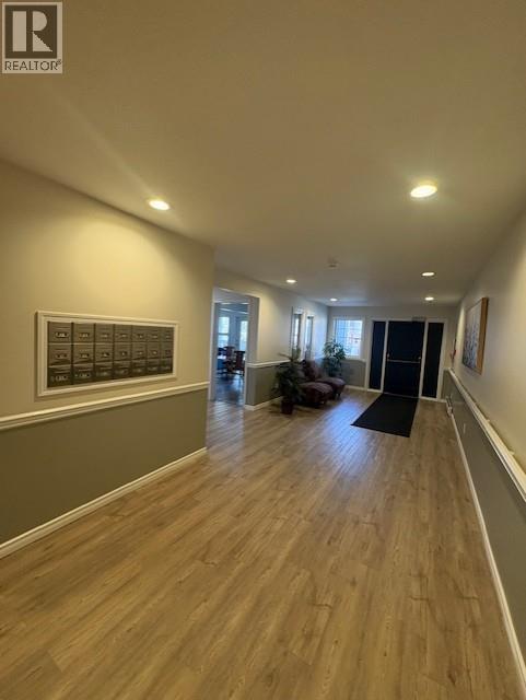 #222 575 Sutherland Avenue - 19