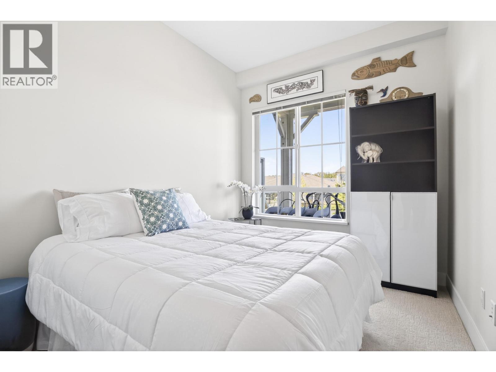 #206-5535 ADMIRAL Way, Delta