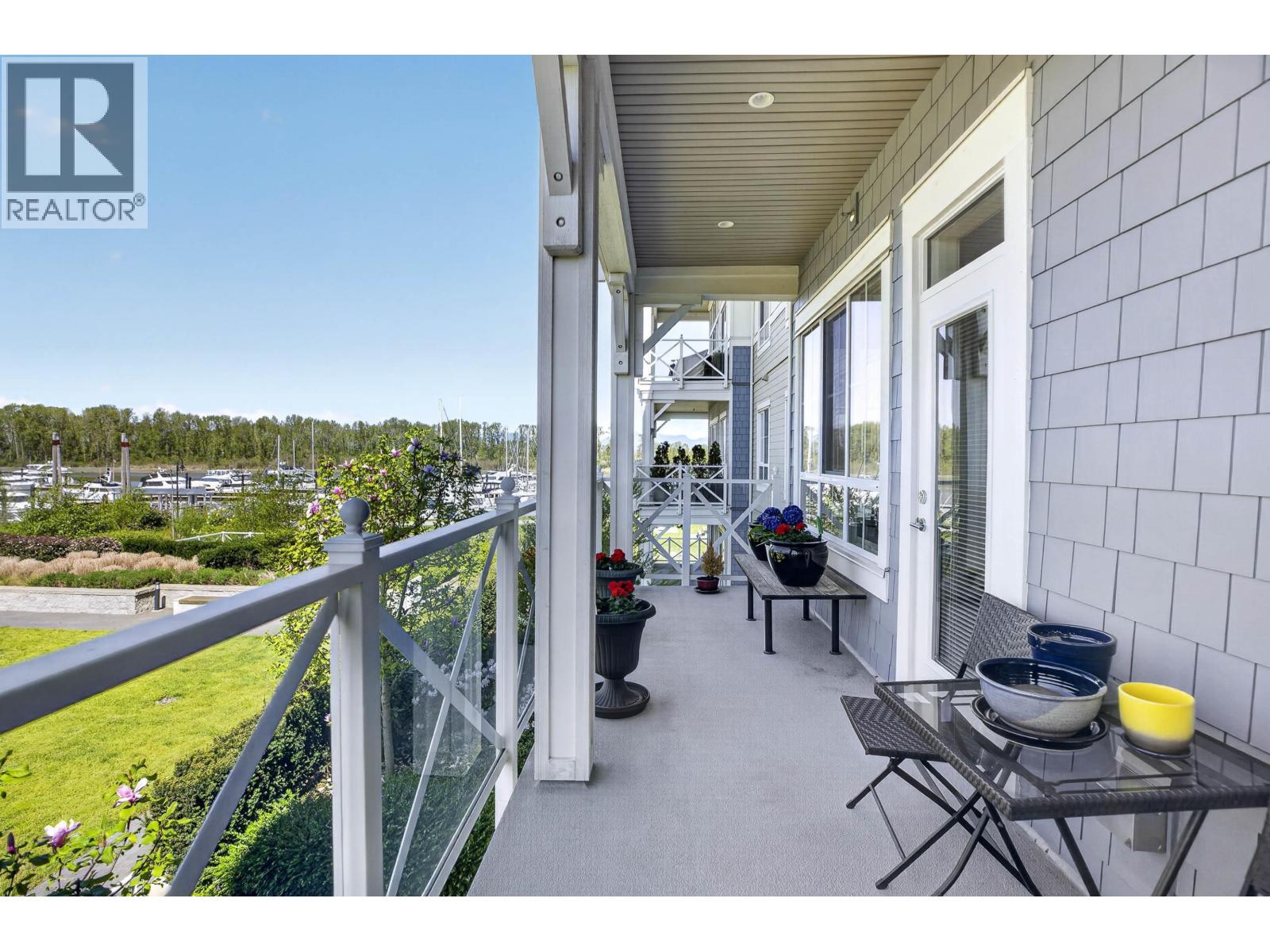 #206-5535 ADMIRAL Way, Delta