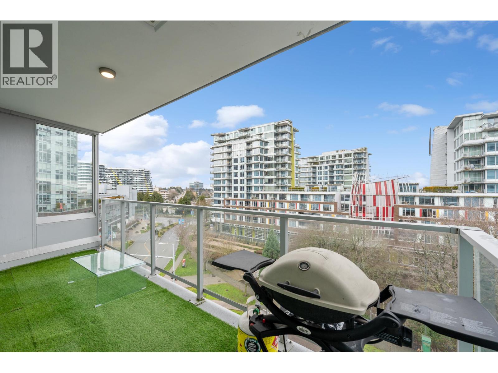 #703-5508 HOLLYBRIDGE Way, Richmond