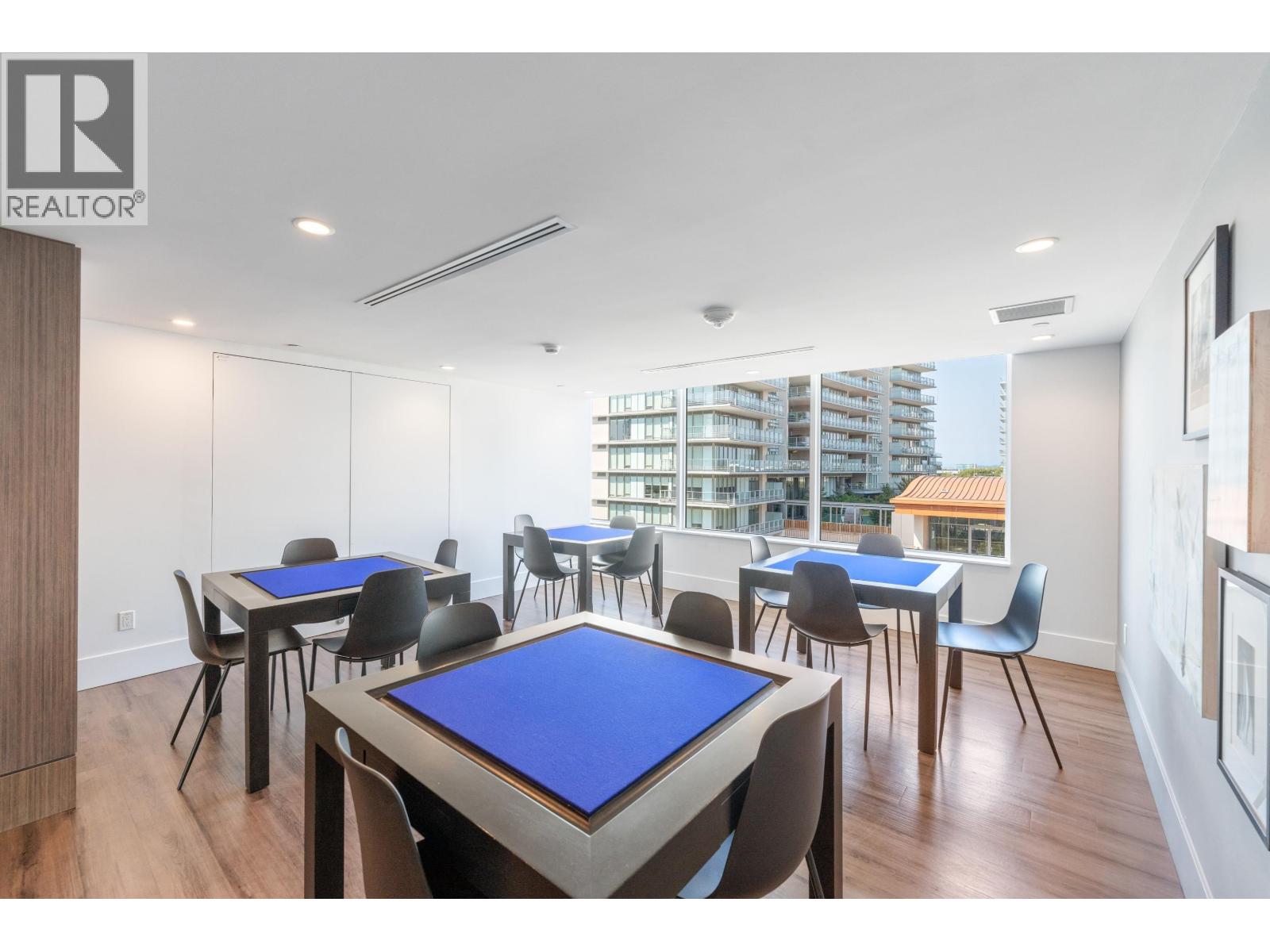 #703-5508 HOLLYBRIDGE Way, Richmond