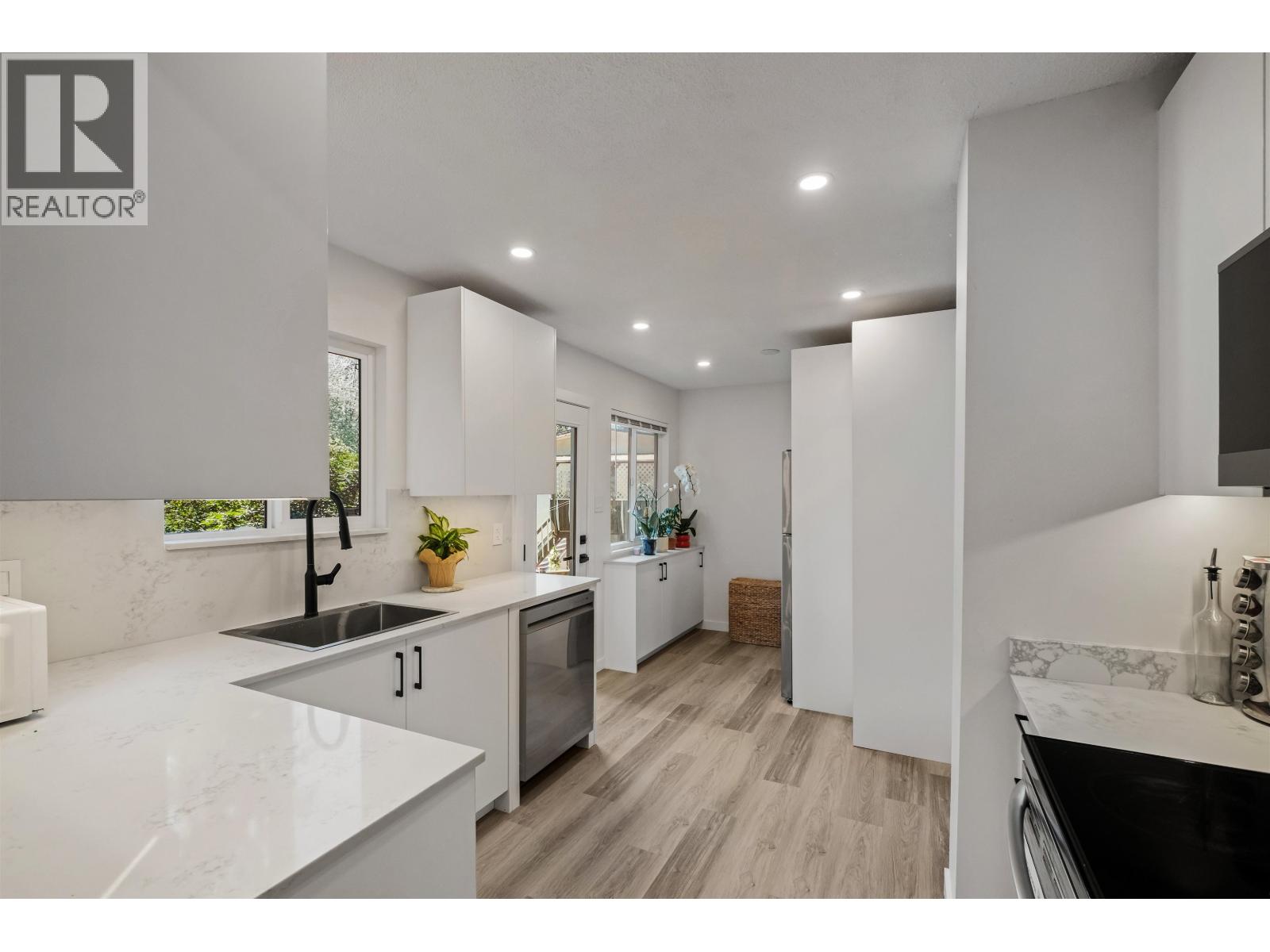 1344 PRAIRIE AVENUE, Port Coquitlam