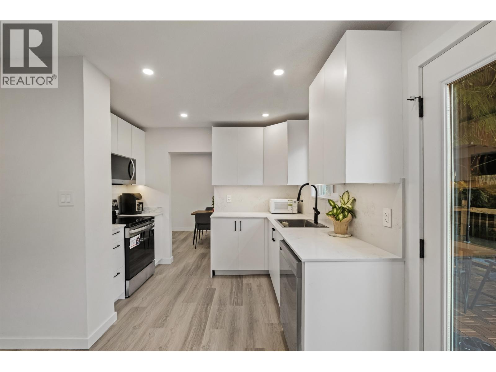 1344 PRAIRIE AVENUE, Port Coquitlam