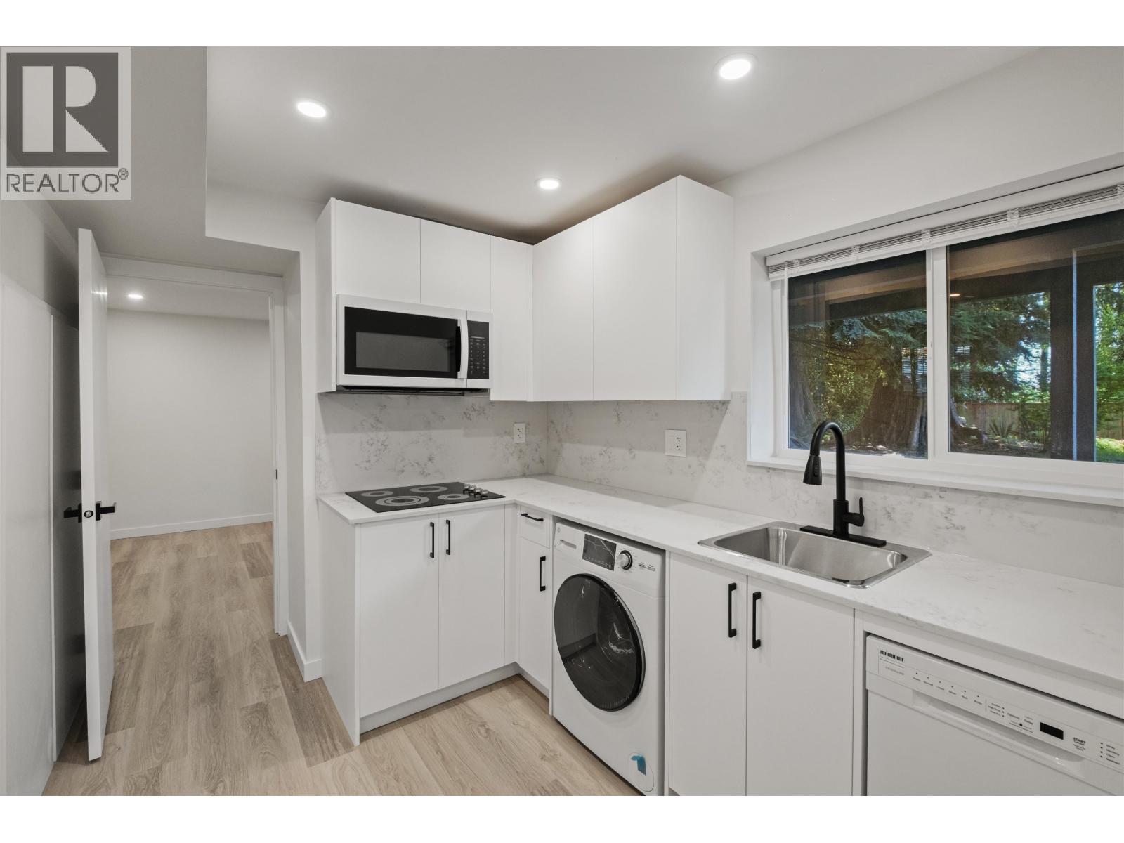 1344 PRAIRIE AVENUE, Port Coquitlam