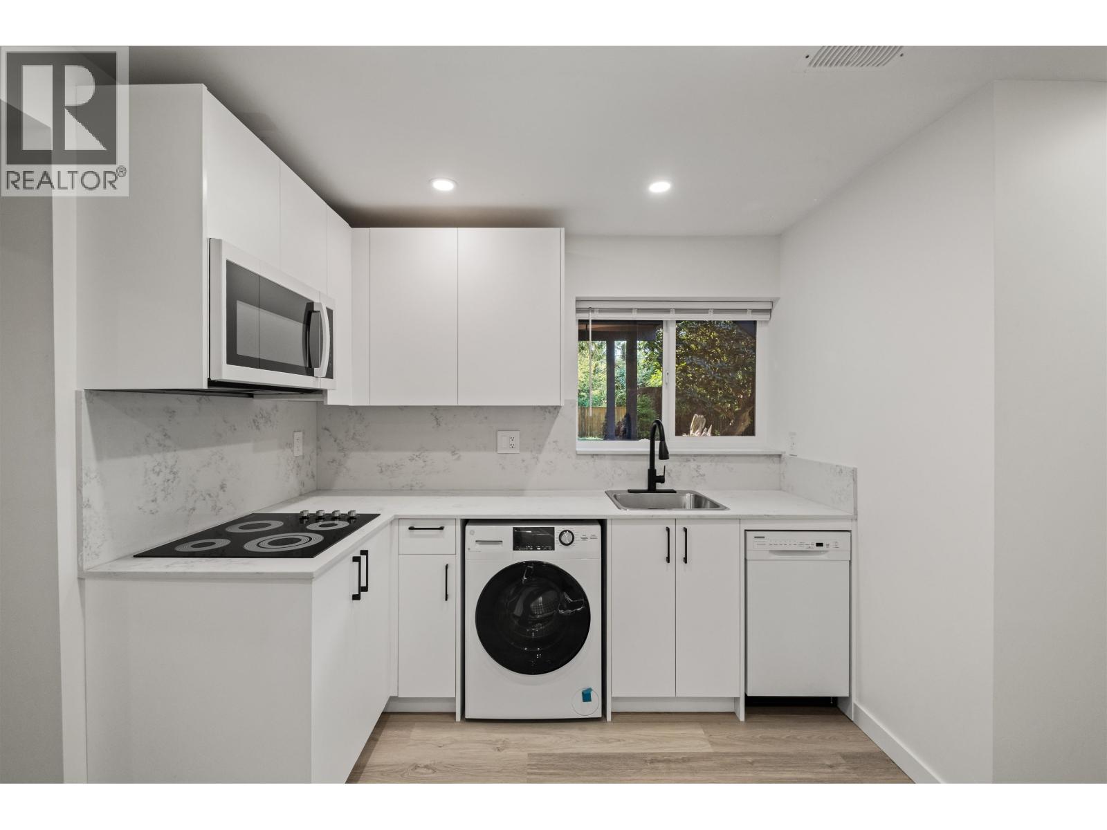 1344 PRAIRIE AVENUE, Port Coquitlam