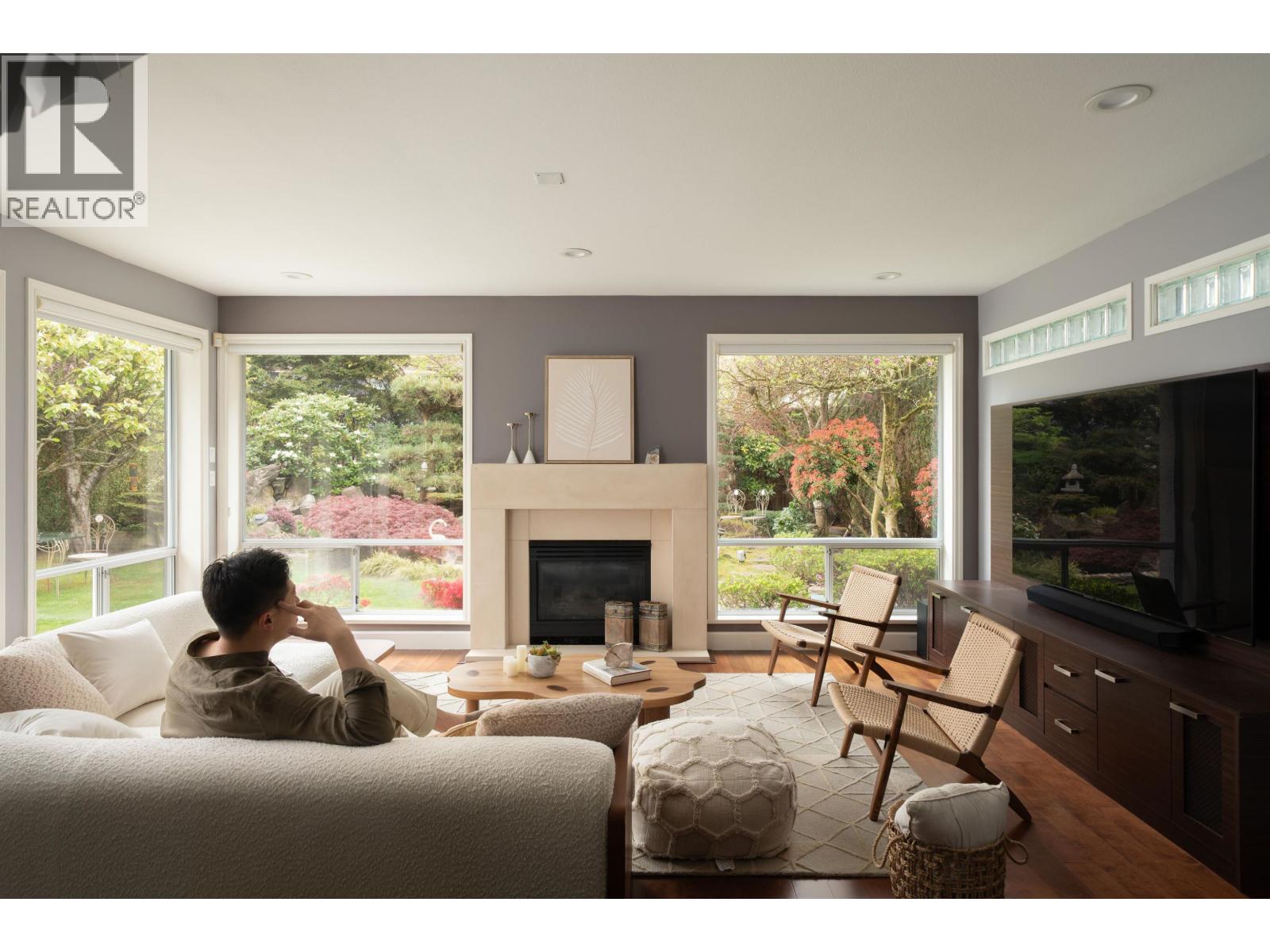 5686 CORNWALL Place, Richmond