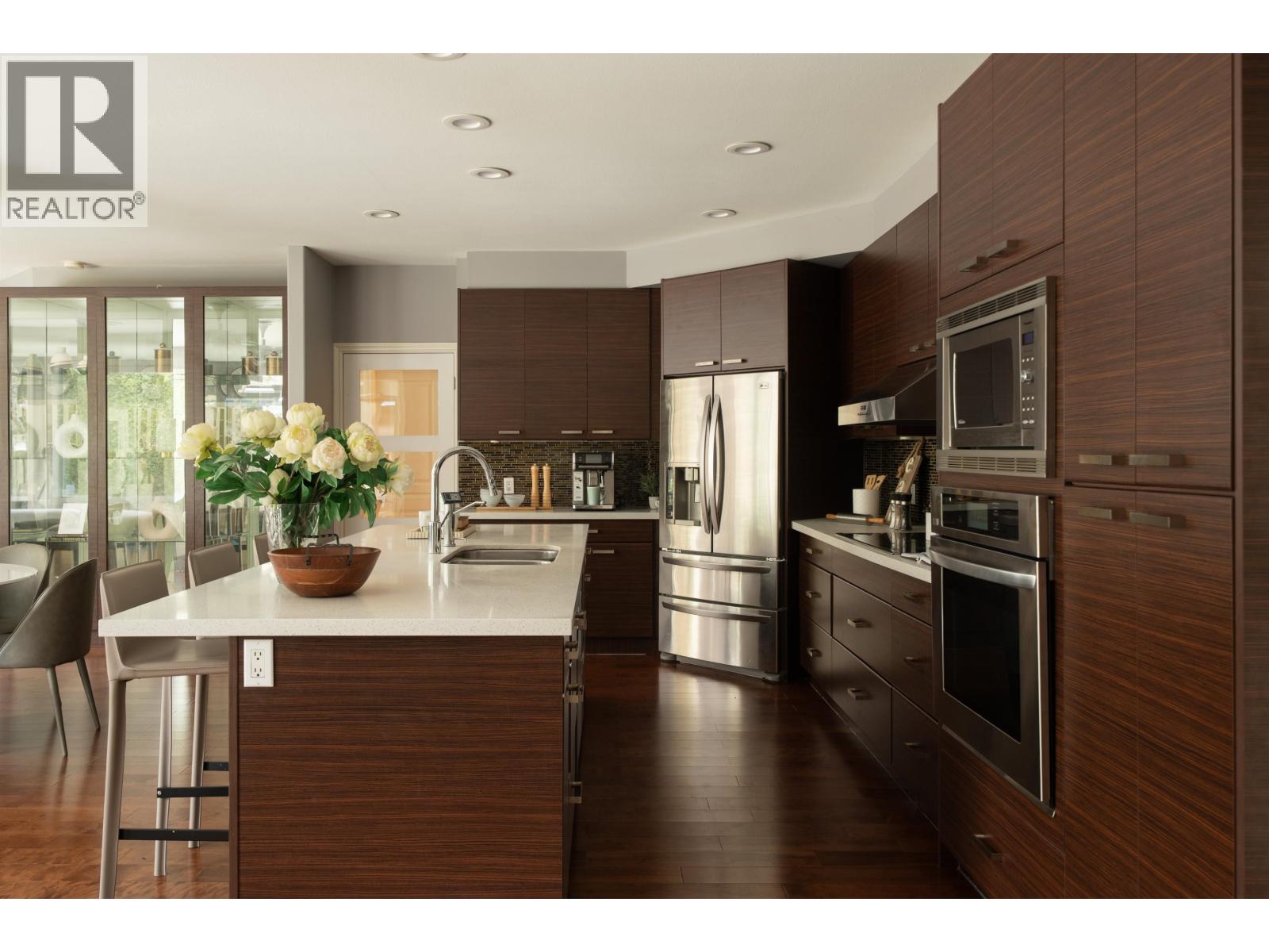 5686 CORNWALL Place, Richmond