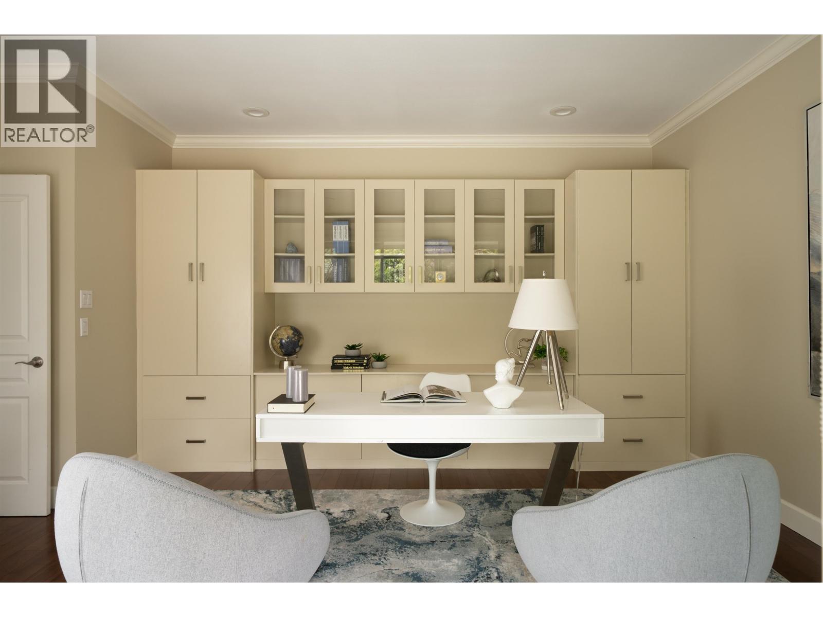 5686 CORNWALL Place, Richmond