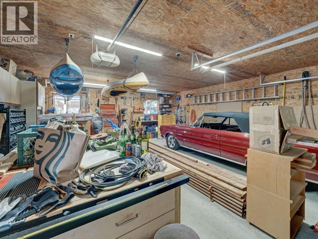 1317 LOCKYER ROAD, Roberts Creek