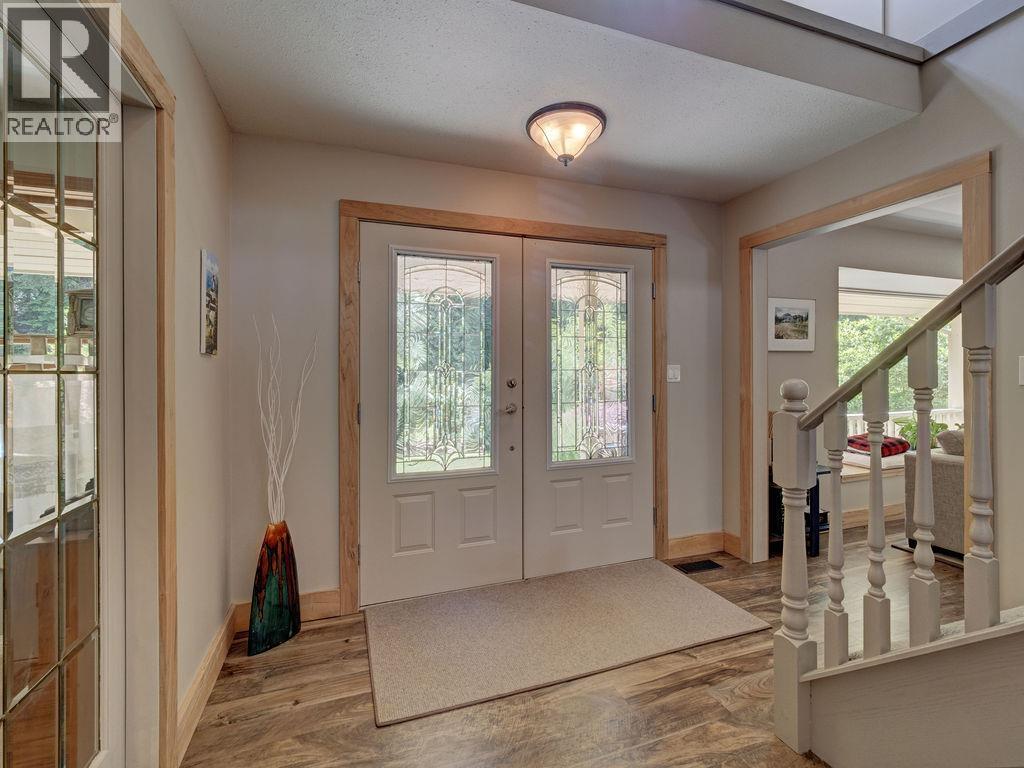 1317 LOCKYER ROAD, Roberts Creek