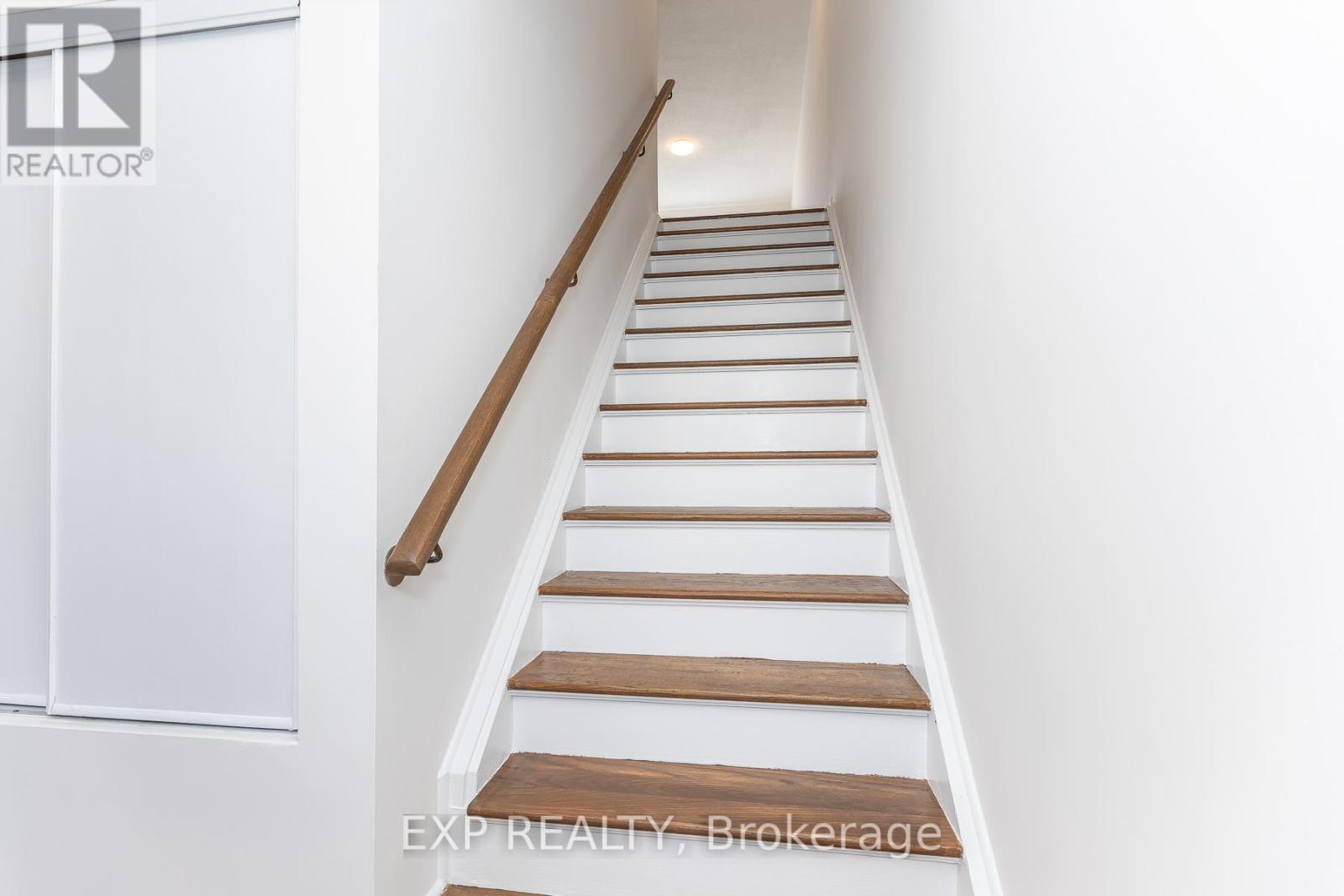 #2143 105 GEORGE APPLETON WAY - 17
