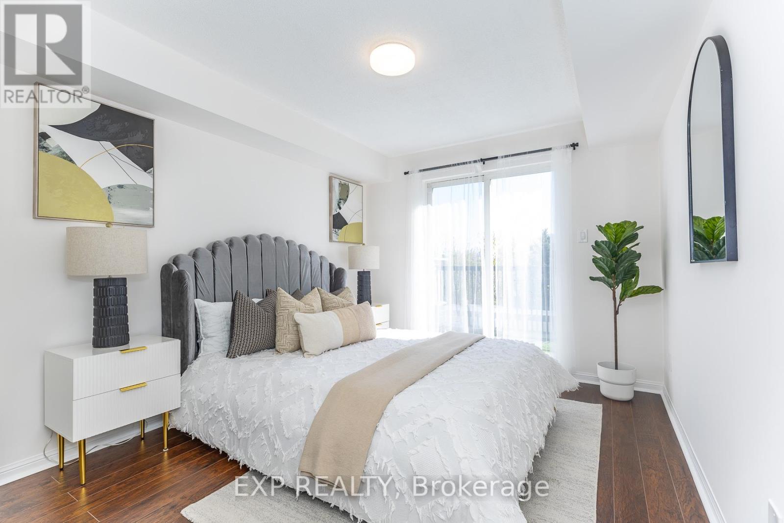 #2143 105 GEORGE APPLETON WAY - 18