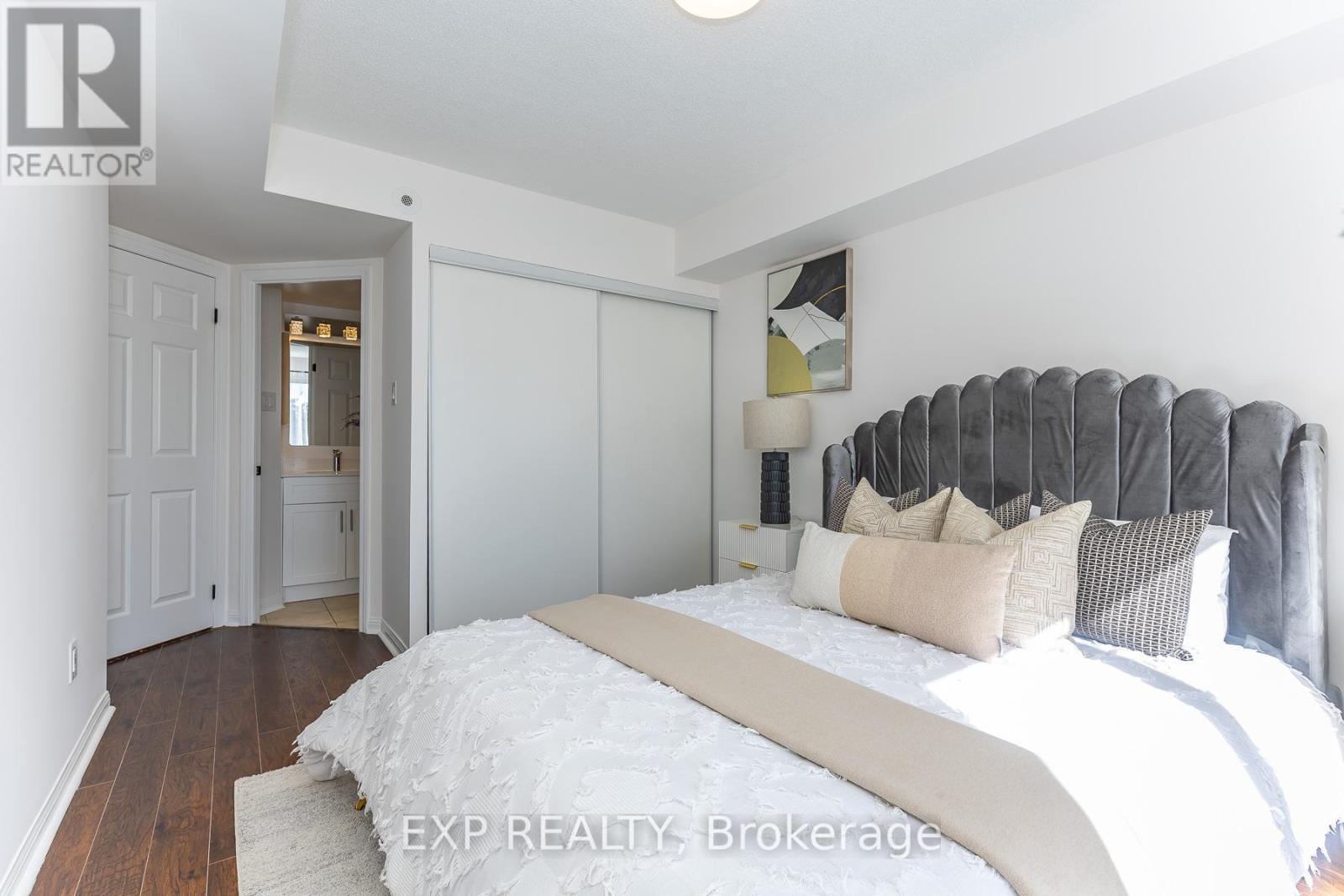 #2143 105 GEORGE APPLETON WAY - 19