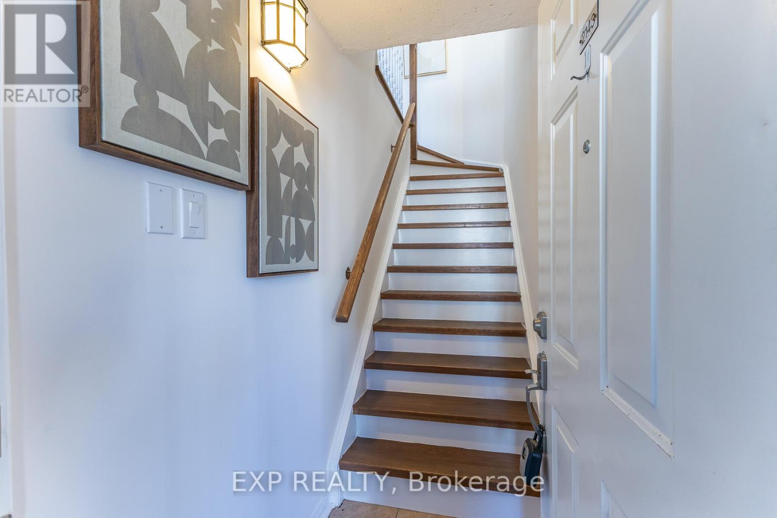#2143 105 GEORGE APPLETON WAY - 2