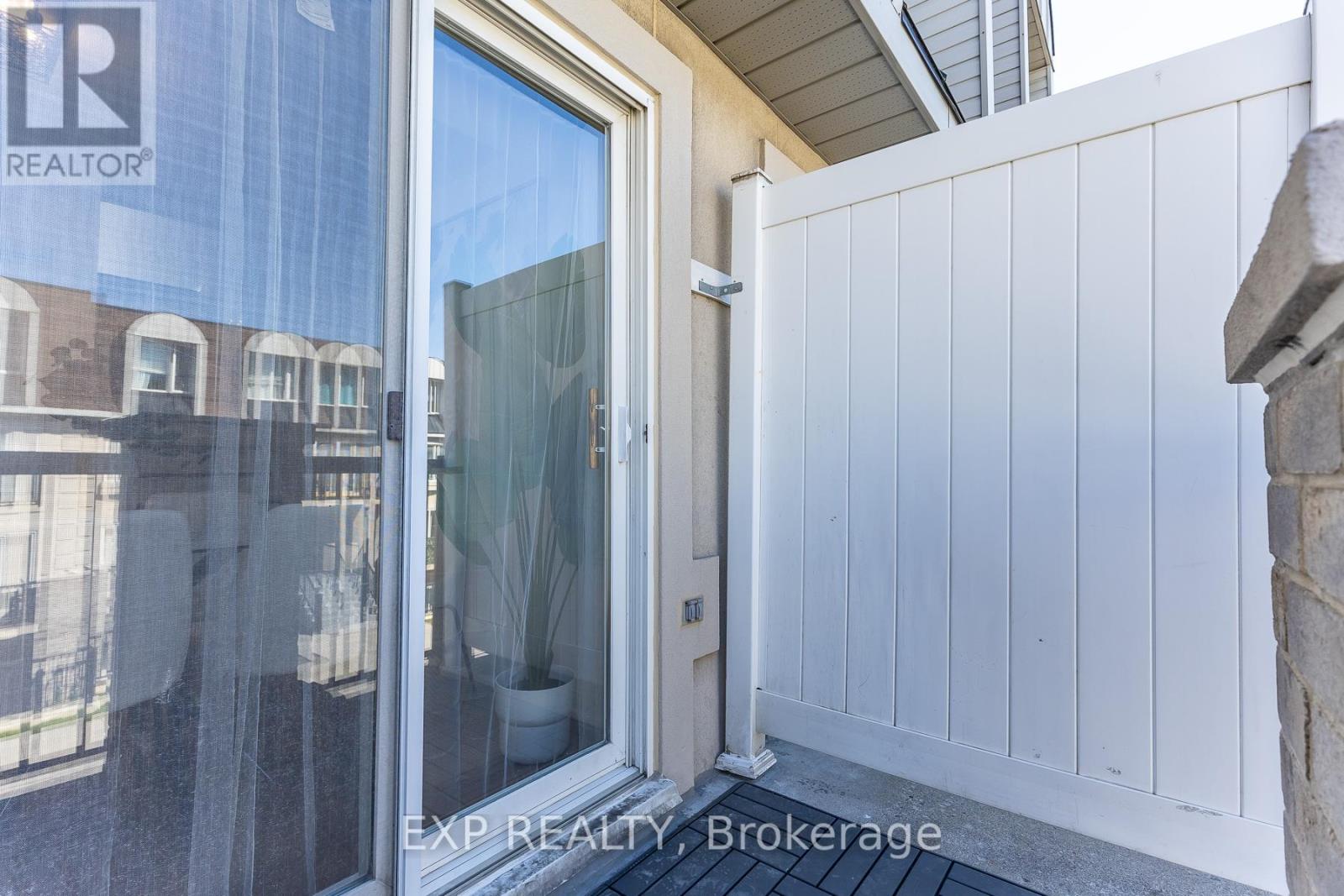 #2143 105 GEORGE APPLETON WAY - 26