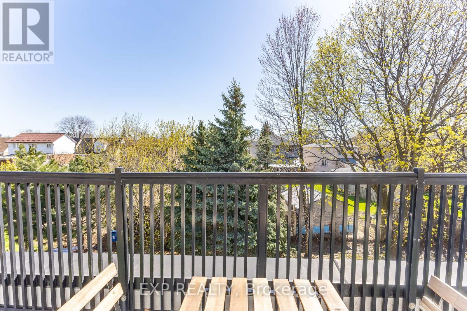 #2143 105 GEORGE APPLETON WAY - 38