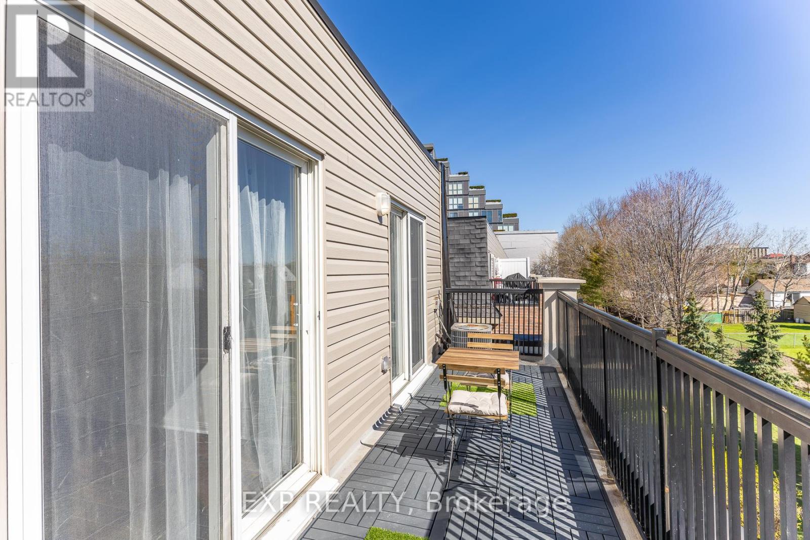 #2143 105 GEORGE APPLETON WAY - 40
