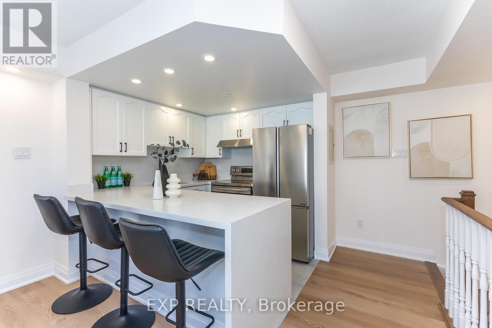 #2143 105 GEORGE APPLETON WAY - 5