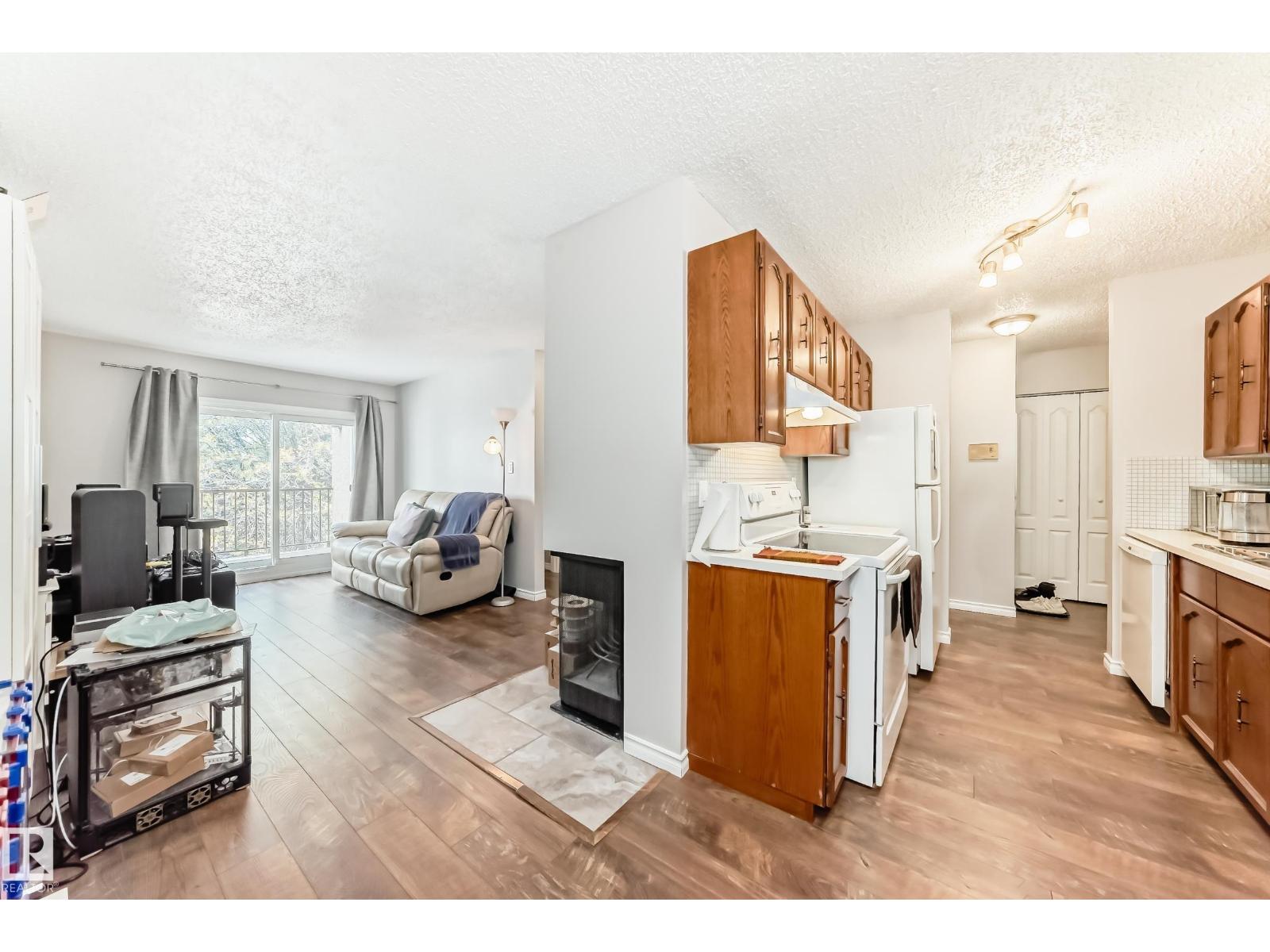 #305 14004 26 ST NW, Edmonton