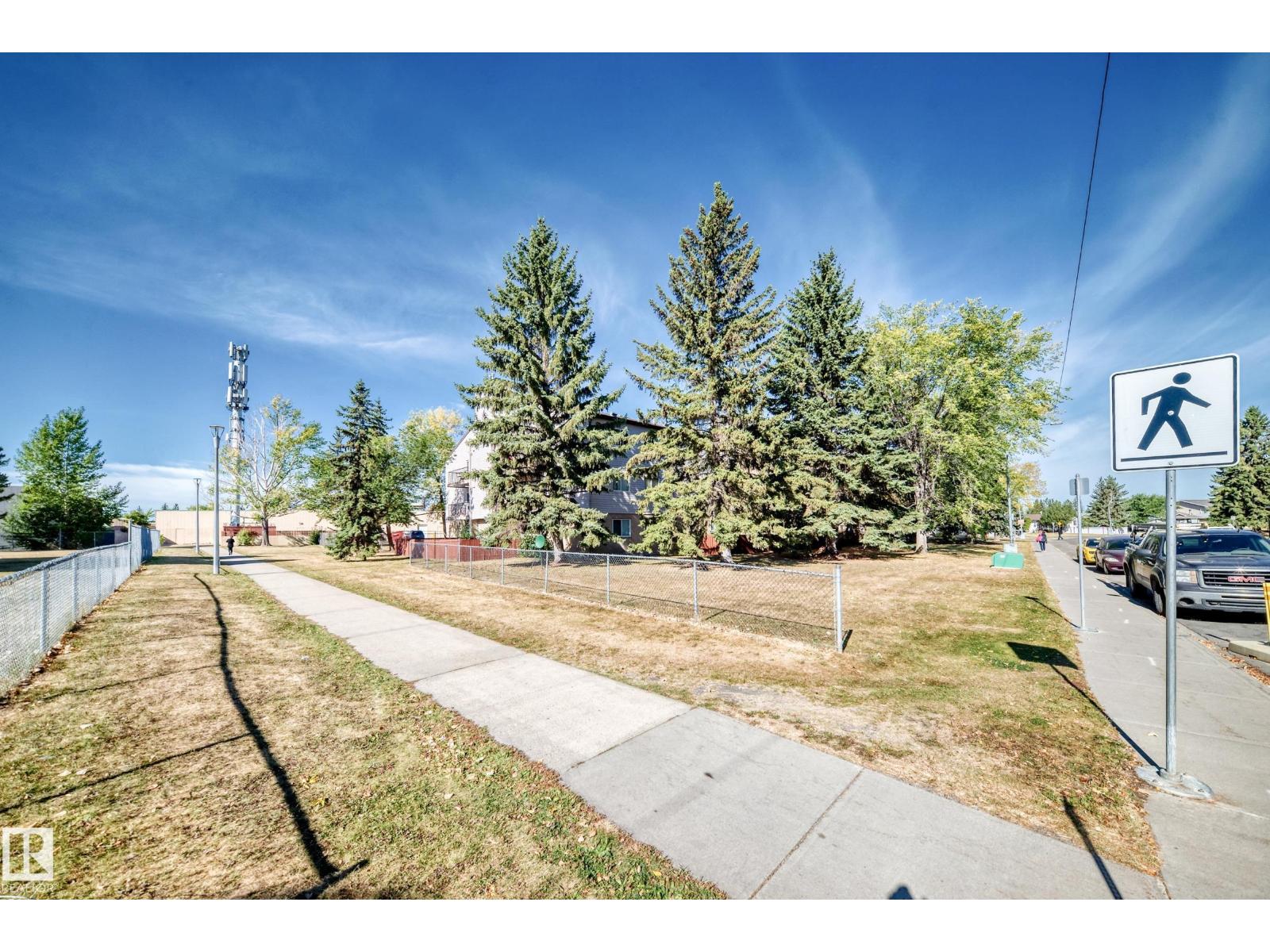 #305 14004 26 ST NW, Edmonton