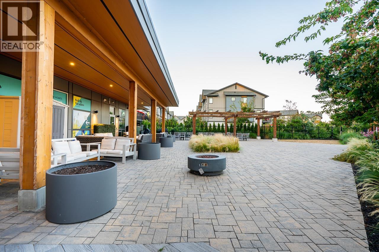 ##404-2499 RABBIT Drive, Tsawwassen