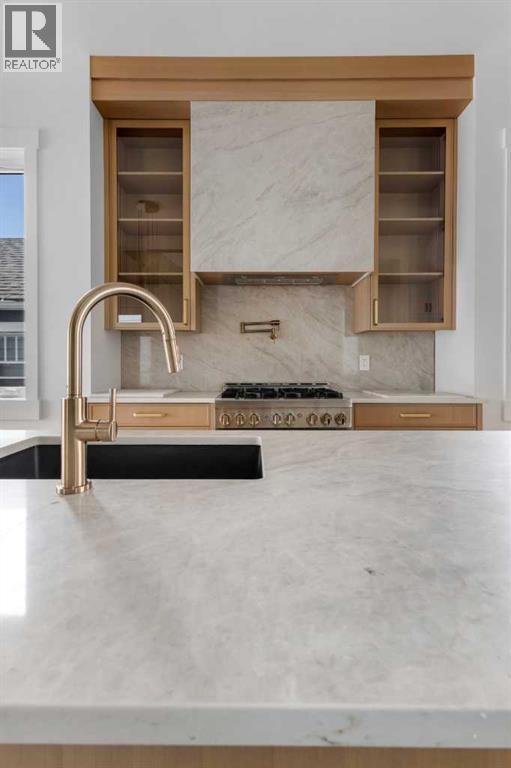 2613 35 Street SW - 18