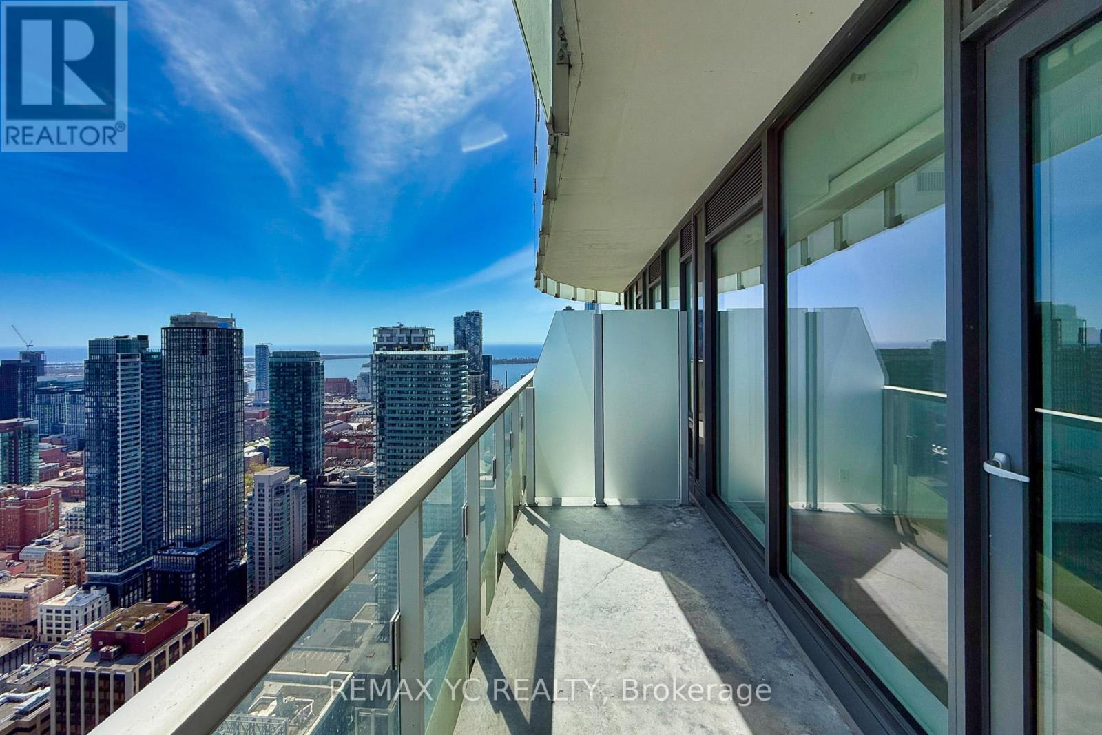 4404 - 197 YONGE STREET — photo 17
